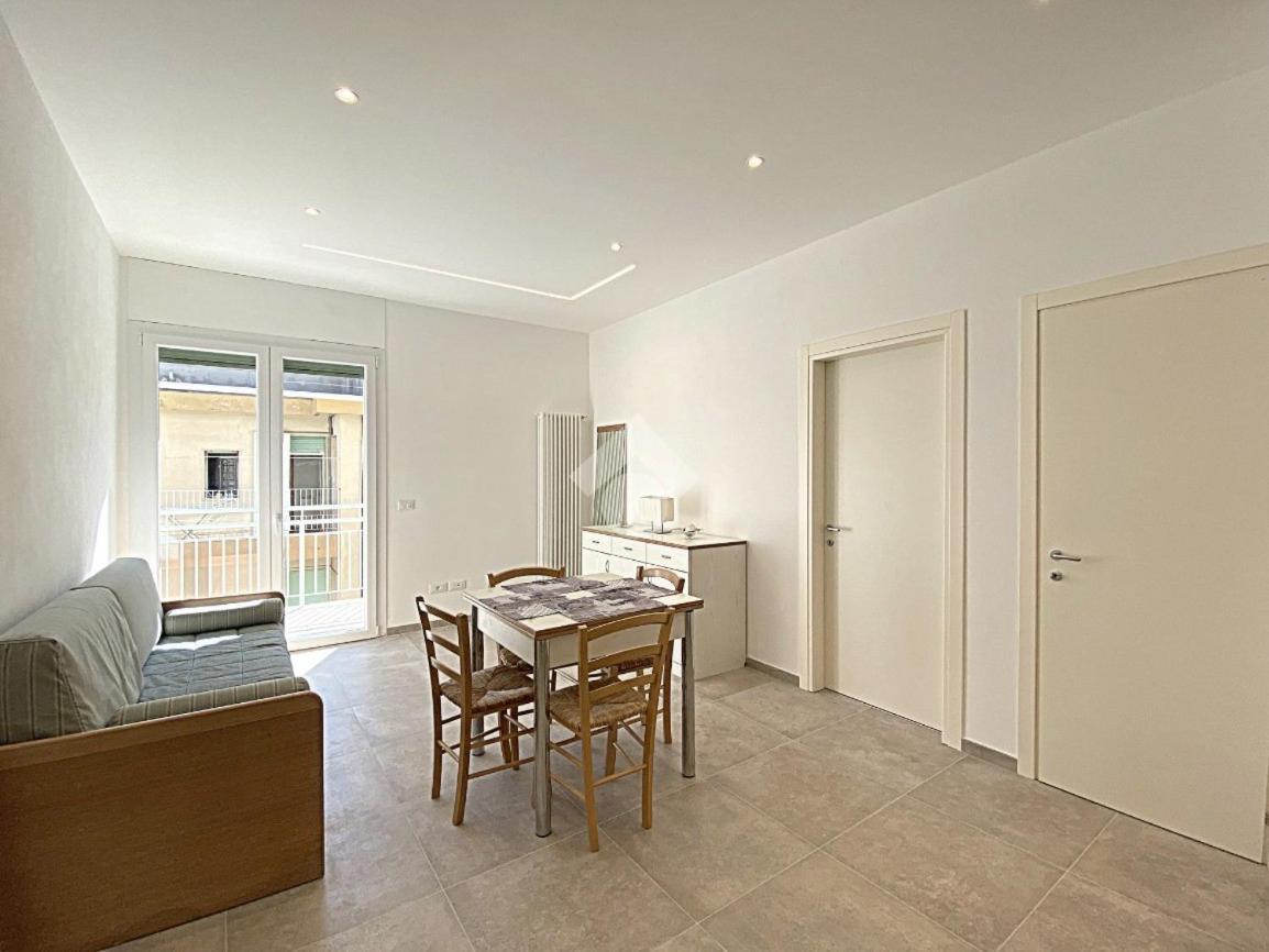 Residence Cristallo Alassio Dış mekan fotoğraf